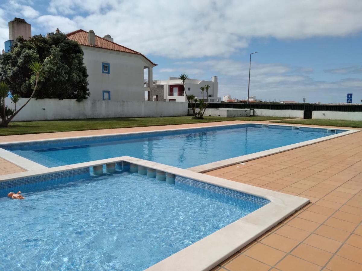 Palmeiras Apartement - T1 Com Piscina Baleal Eksteriør bilde